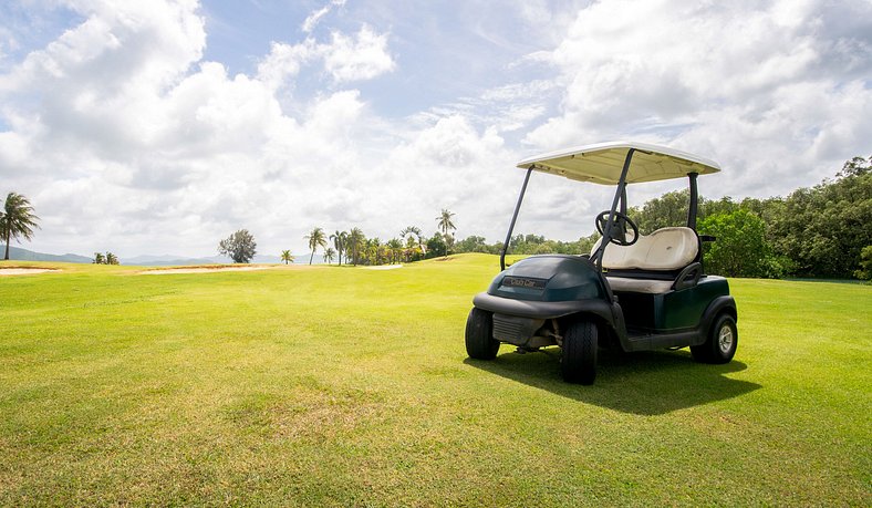 Breathtaking View Condo w/ Pool in Hard Rock Golf