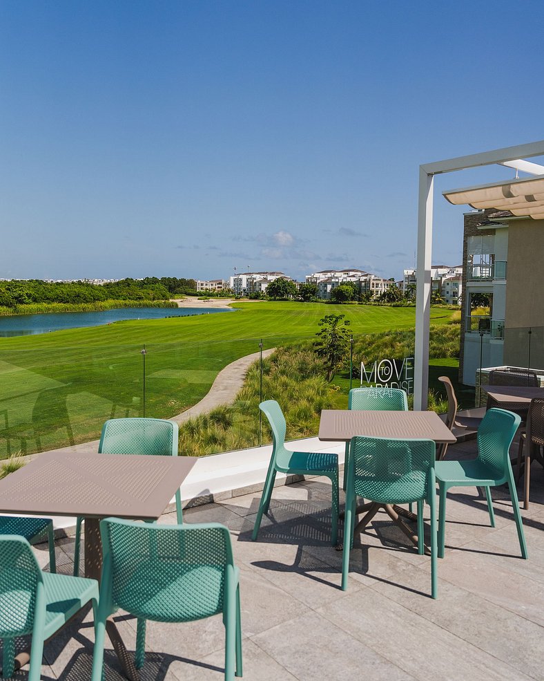 Luxury Pool & Golf View Aptin in Hard Rock Golf PC